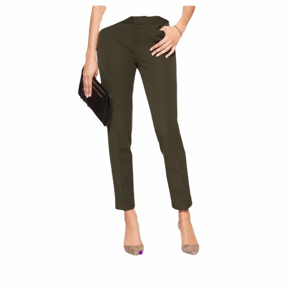 Banana Republic Pants - Banana Republic Mistletoe Curvy Sloan Ankle Pants